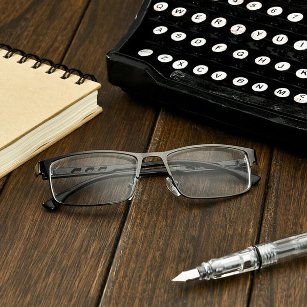 Munich Optics Autofocus Reading Glasses - Smart Adjustable Vision Eyewear (0–1000°)